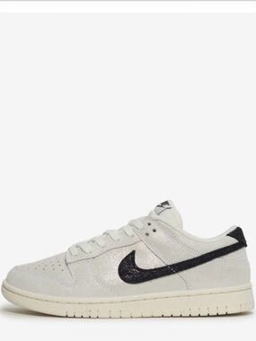 Nike Low Dunk- white glittery suede